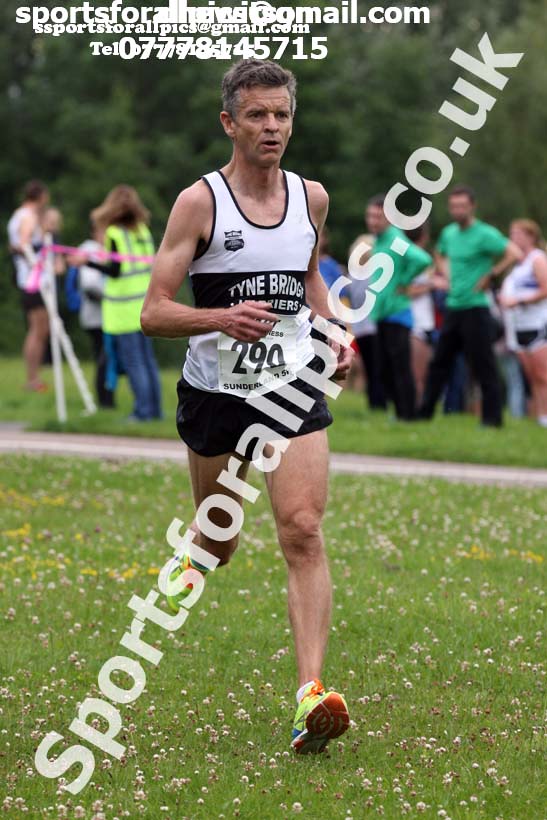 Mens veterans Sunderland 5k Road Race (Northern and North Eastern Champs). Photo: David T. Hewitson/Sports for All Pics